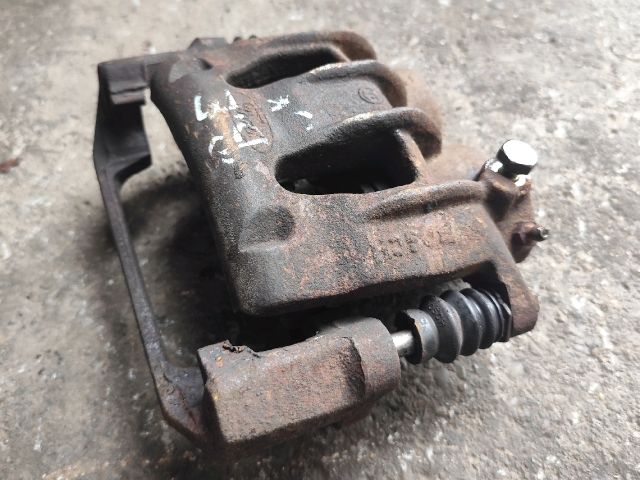 bontott FORD TRANSIT Bal első Féknyereg Munkahengerrel