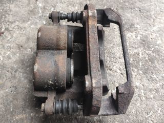 bontott FORD TRANSIT Bal első Féknyereg Munkahengerrel