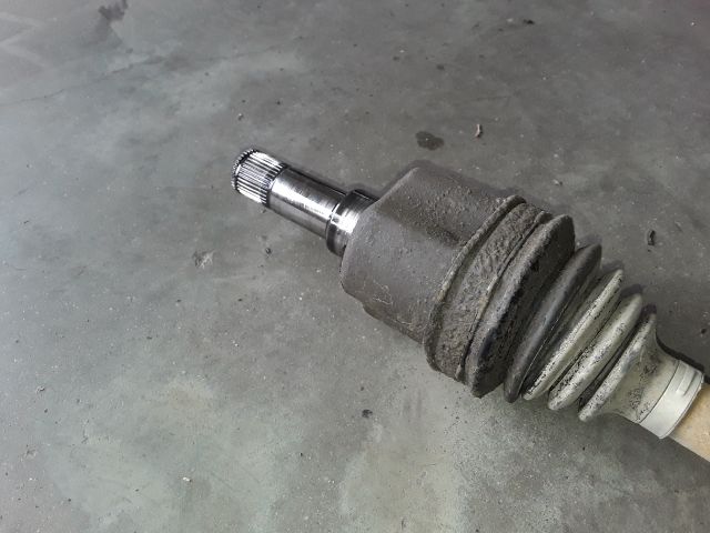 bontott FORD TRANSIT Bal Féltengely