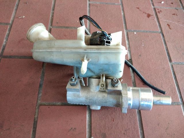 bontott FORD TRANSIT Főfékhenger