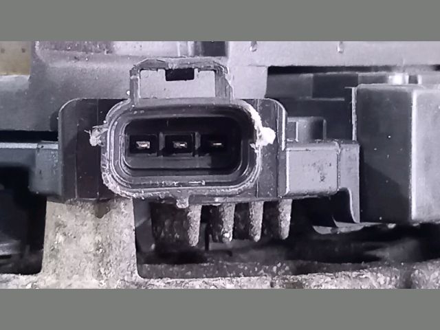 bontott FORD TRANSIT Generátor