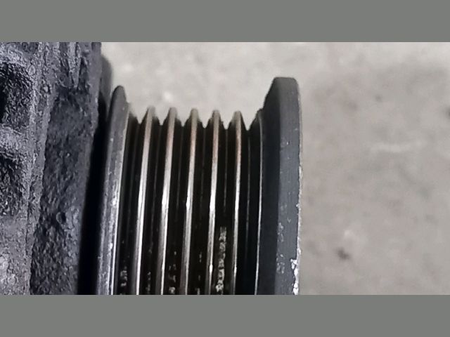 bontott FORD TRANSIT Generátor