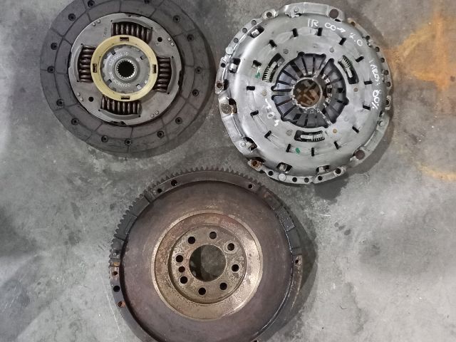 bontott FORD TRANSIT Kuplung Szett Lendkerékkel