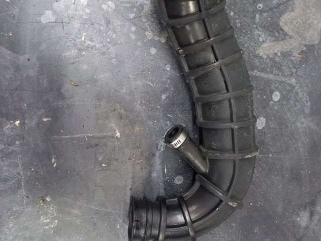 bontott FORD TRANSIT Légbeömlő Cső