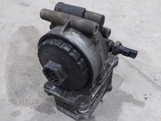 bontott FORD TRANSIT Olajszűrő Ház