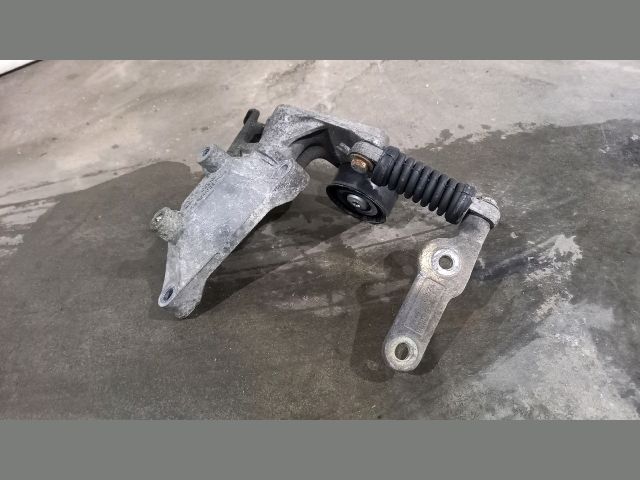 bontott FORD TRANSIT Szíjfeszítő Görgő