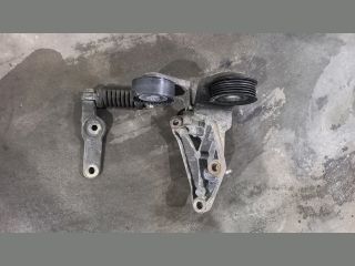 bontott FORD TRANSIT Szíjfeszítő Görgő