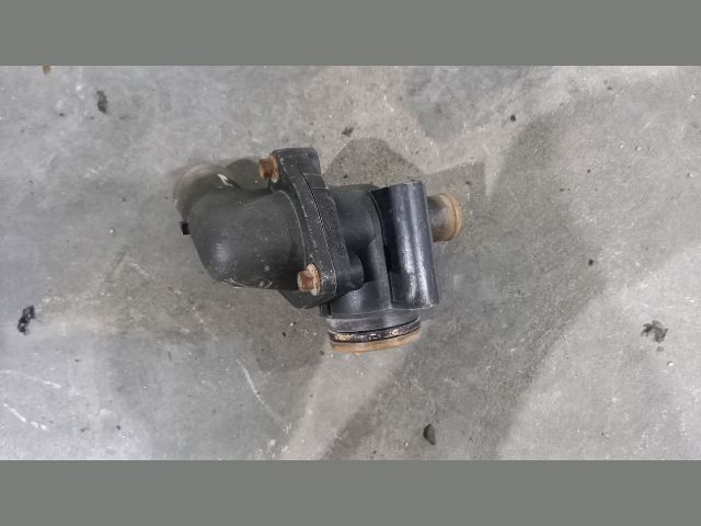 bontott FORD TRANSIT Termosztátház