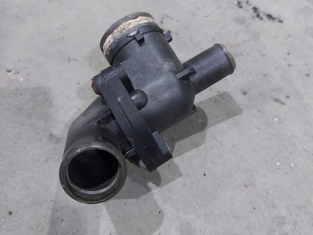 bontott FORD TRANSIT Termosztátház