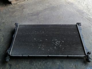 bontott FORD TRANSIT Vízhűtő Radiátor (Nem klímás)