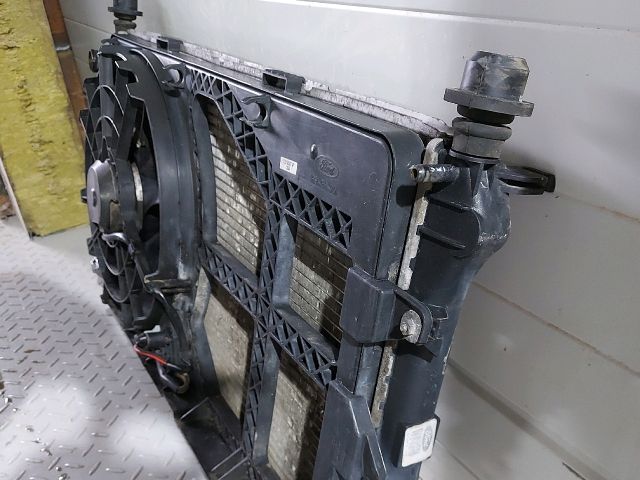 bontott FORD TRANSIT Vízhűtő Radiátor (Nem klímás)