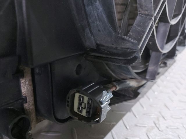 bontott FORD TRANSIT Vízhűtő Radiátor (Nem klímás)