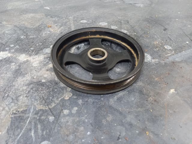 bontott FORD TRANSIT Vízpumpa Szíjtárcsa