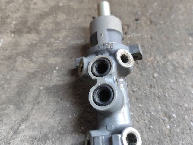 bontott FORD TRANSIT Főfékhenger