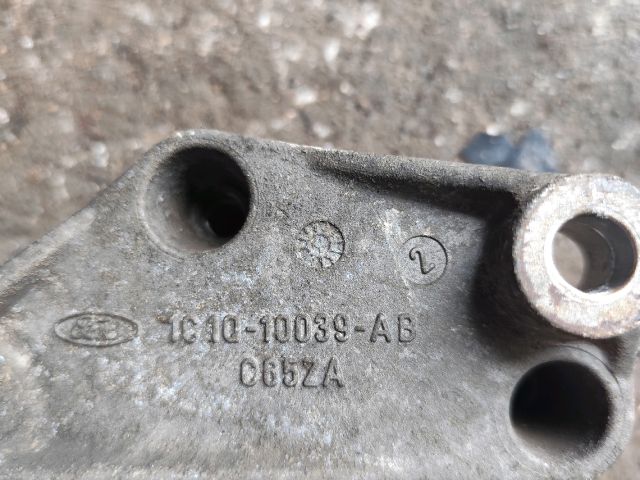 bontott FORD TRANSIT Generátor Tartó Bak