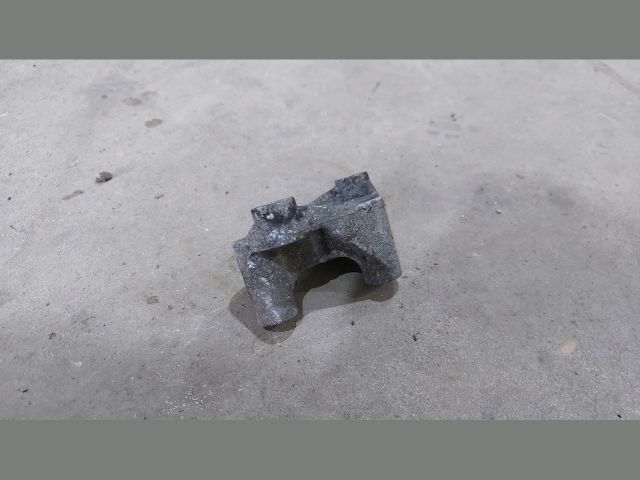 bontott FORD TRANSIT Generátor Tartó Bak