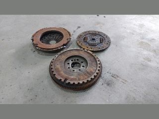 bontott FORD TRANSIT Kuplung Szett Lendkerékkel