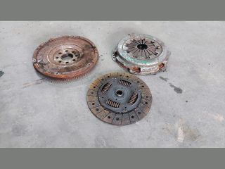 bontott FORD TRANSIT Kuplung Szett Lendkerékkel