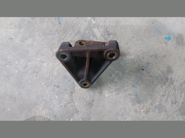 bontott FORD TRANSIT Motor Tartó Bak (Pozíciófüggetlen)