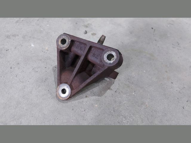 bontott FORD TRANSIT Motor Tartó Bak (Pozíciófüggetlen)