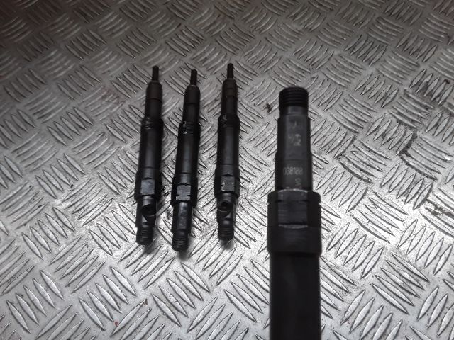 bontott FORD TRANSIT Porlasztó (1 db)