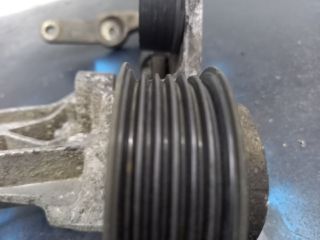 bontott FORD TRANSIT Szíjfeszítő Görgő