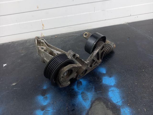 bontott FORD TRANSIT Szíjfeszítő Görgő