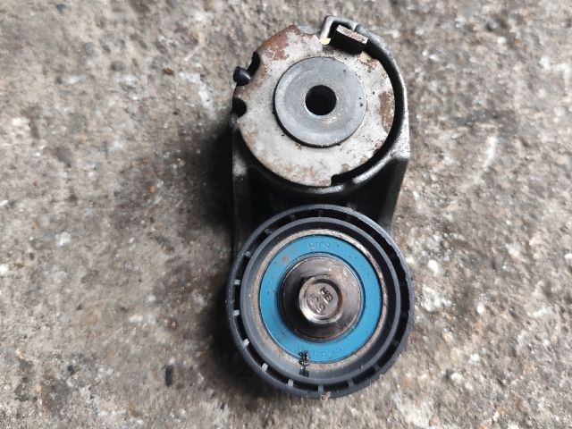 bontott FORD TRANSIT Szíjfeszítő Görgő