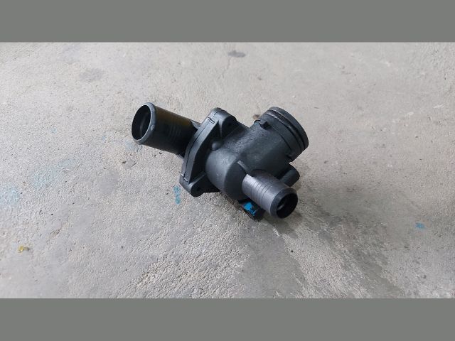 bontott FORD TRANSIT Termosztátház