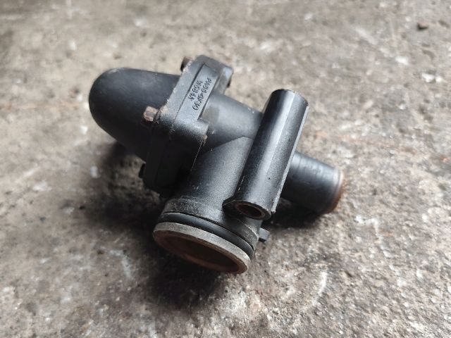 bontott FORD TRANSIT Termosztátház