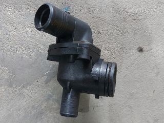 bontott FORD TRANSIT Termosztátház