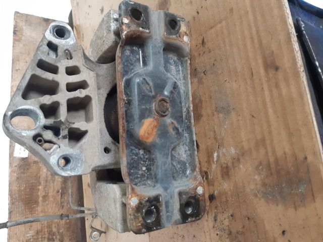 bontott FORD TRANSIT Váltó Tartó Bak (Pozíciófüggetlen)