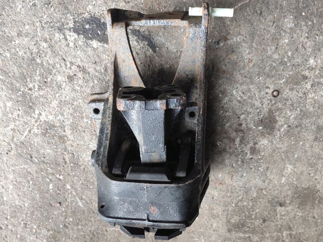 bontott FORD TRANSIT Váltó Tartó Bak (Pozíciófüggetlen)