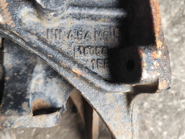 bontott FORD TRANSIT Váltó Tartó Bak (Pozíciófüggetlen)