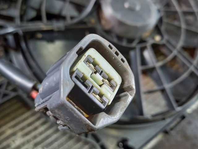 bontott FORD TRANSIT Vízhűtő Radiátor (Nem klímás)