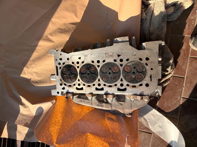 bontott FORD TRANSIT Hengerfej