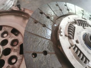 bontott FORD TRANSIT Kuplung Szett Lendkerékkel