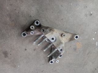 bontott FORD TRANSIT Motor Tartó Bak (Fém)