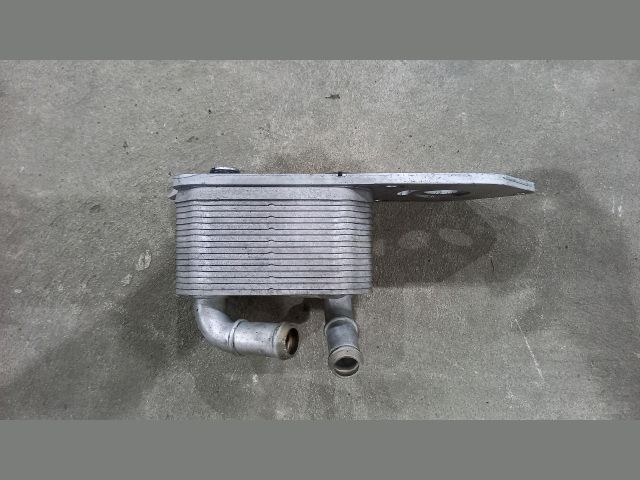 bontott FORD TRANSIT Olajhűtő