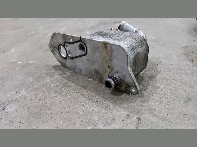 bontott FORD TRANSIT Olajhűtő