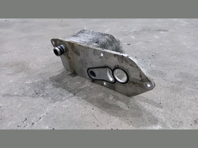 bontott FORD TRANSIT Olajhűtő