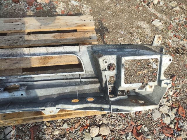 bontott FORD TRANSIT Homlokfal (Üres lemez)