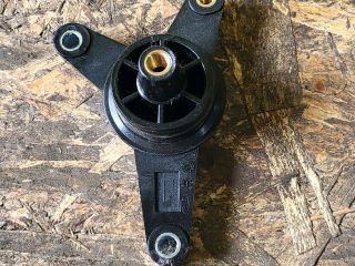 bontott FORD TRANSIT Nagynyomású Szivattyú Bak