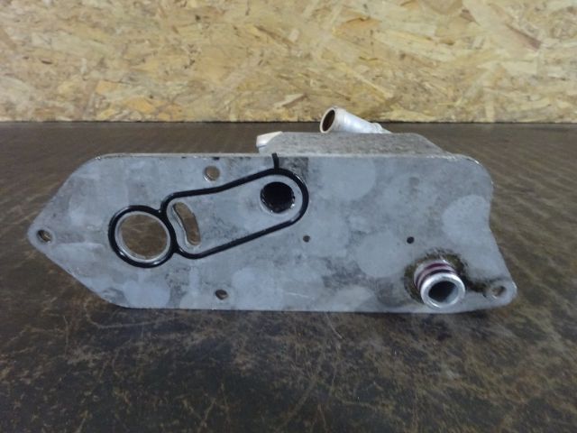 bontott FORD TRANSIT Olajhűtő