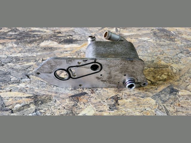 bontott FORD TRANSIT Olajhűtő