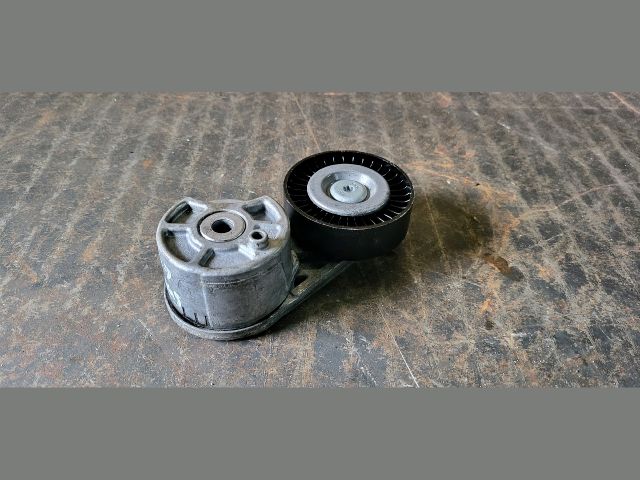 bontott FORD TRANSIT Szíjfeszítő Görgő