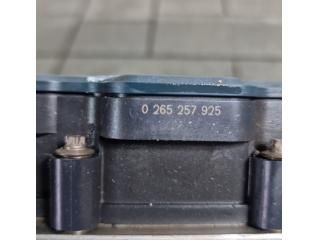 bontott FORD TRANSIT ABS Kocka