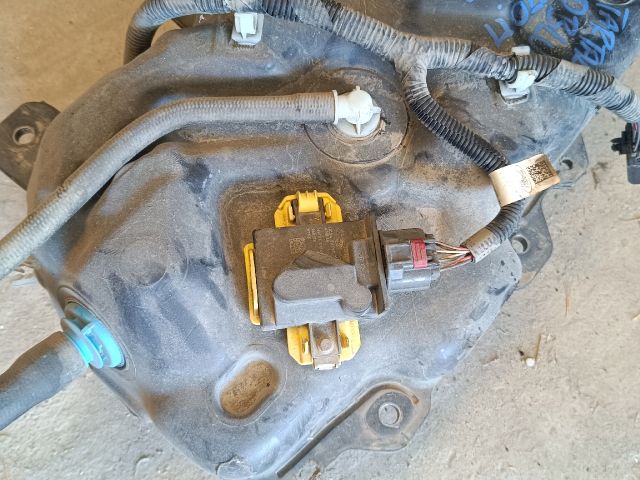 bontott FORD TRANSIT AdBlue Tartály