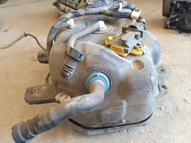 bontott FORD TRANSIT AdBlue Tartály