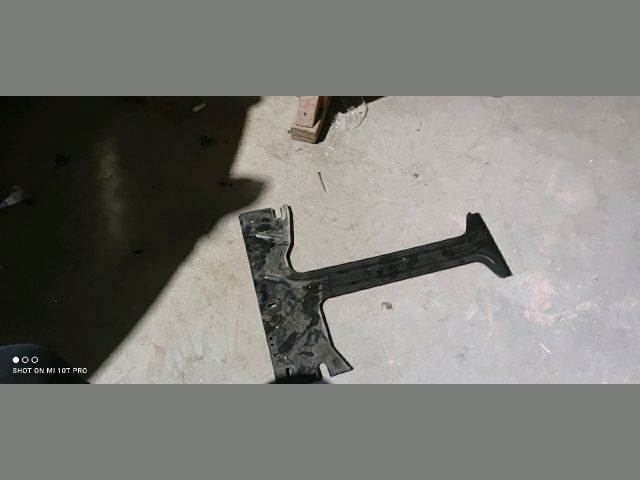 bontott FORD TRANSIT Akkumulátor Fedél